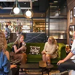 Hotel Novotel Centre 4*