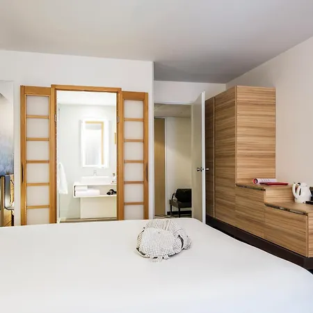 Hotel Novotel Centre, Fully Renovated