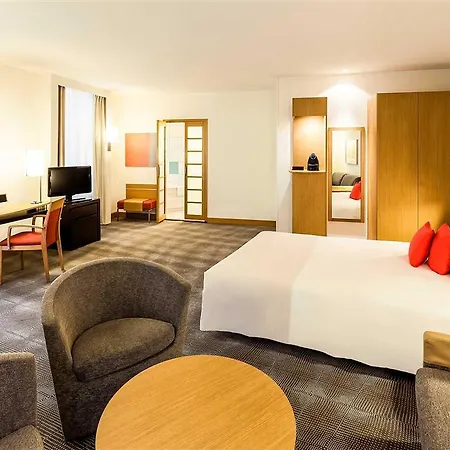 Hotel Novotel Centre, Fully Renovated 4*