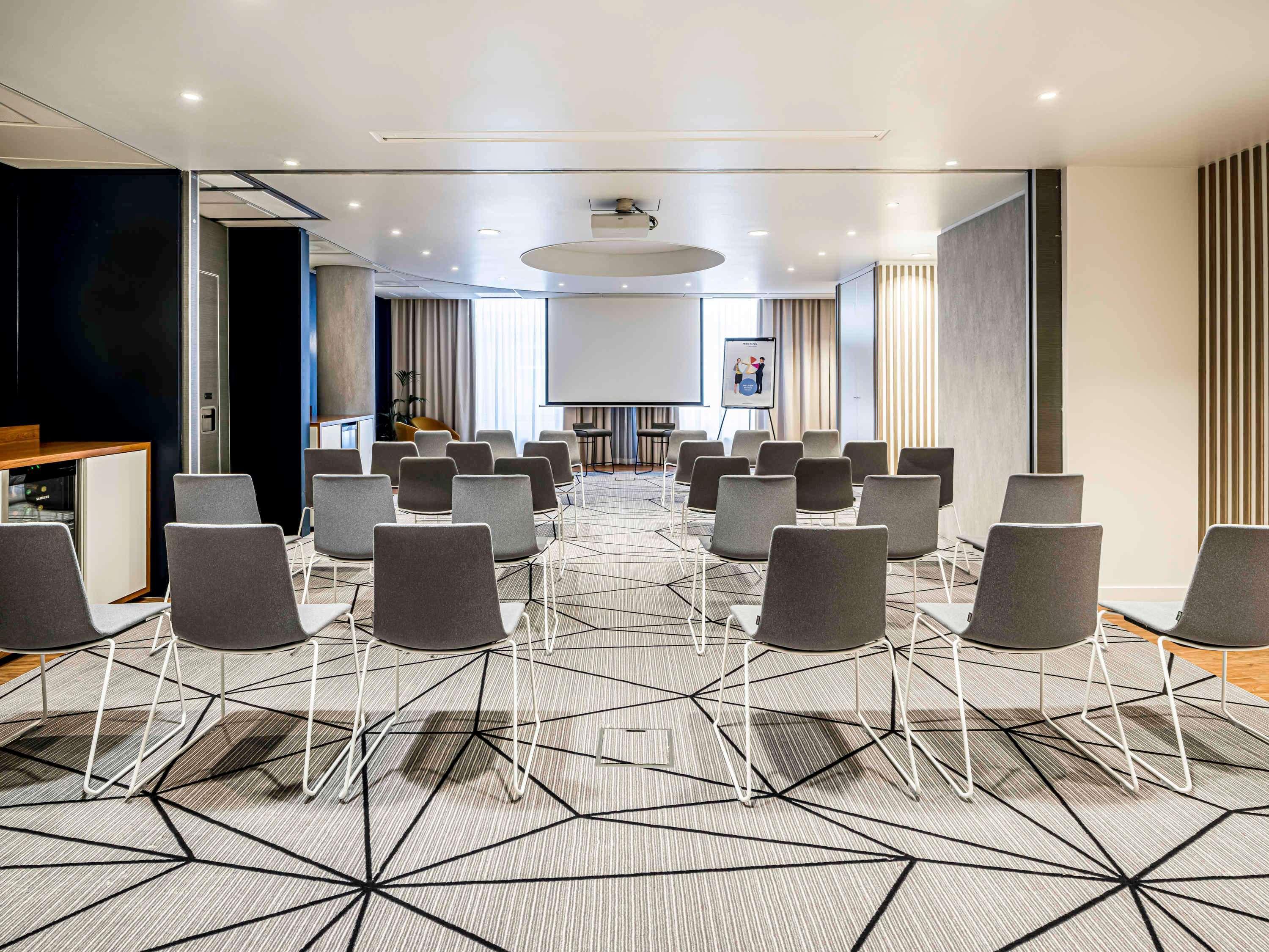 Novotel Centre 4*