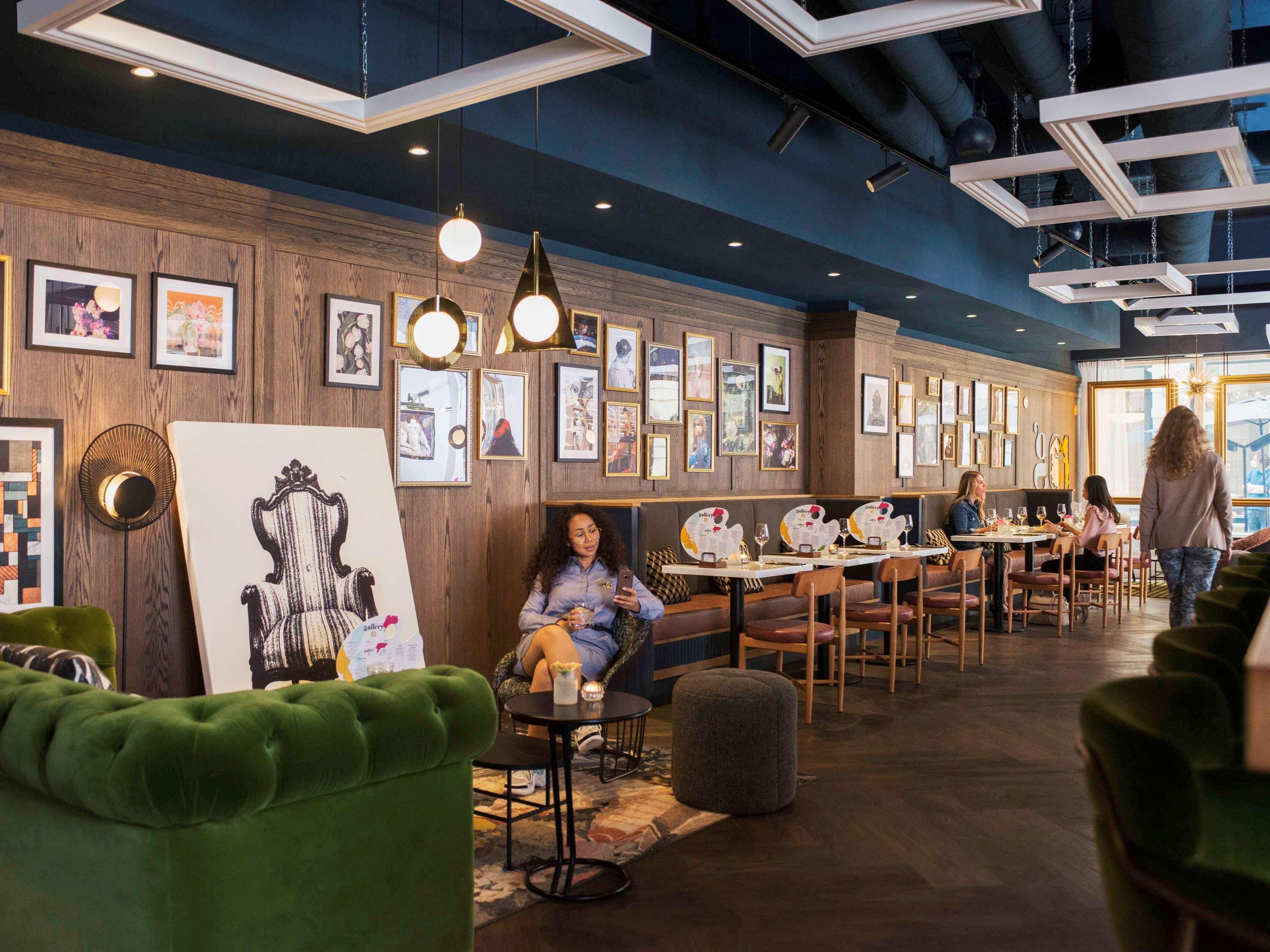 Novotel Centre Hotel 4*