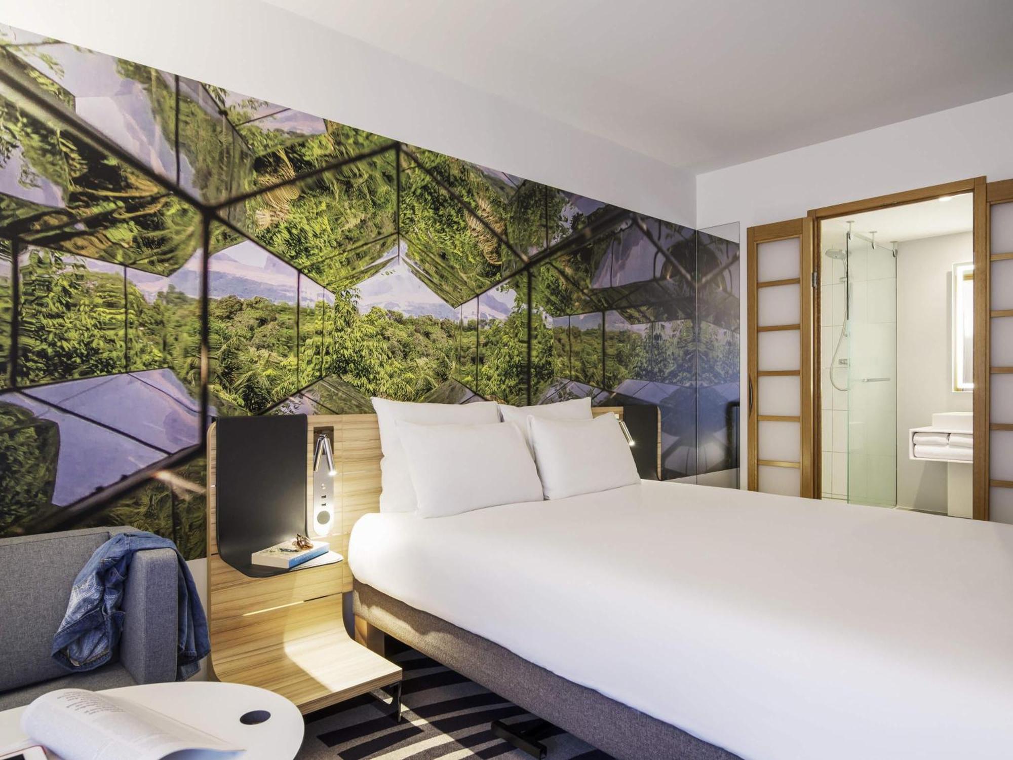 Hotel Novotel Centre, Fully Renovated