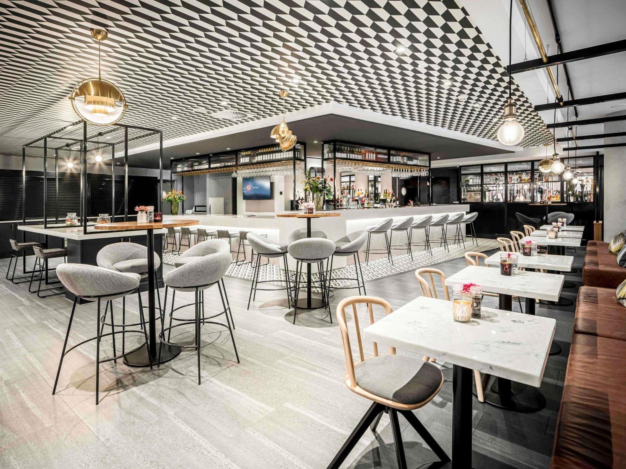 Hotel Novotel Centre 4*